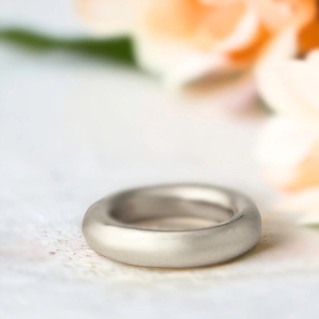 Solid Gold Band Ring Minimalist Orbit Ring Modern Design